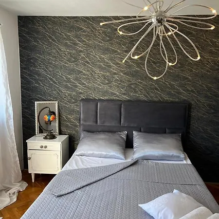 Petra Villa *